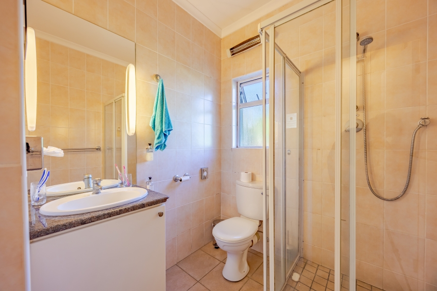 5 Bedroom Property for Sale in Milnerton Central Western Cape